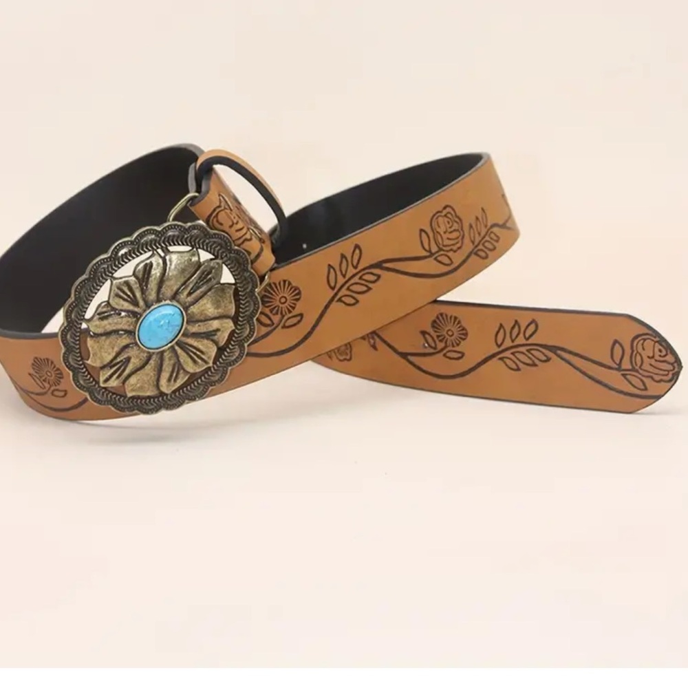 ! Boho western belt